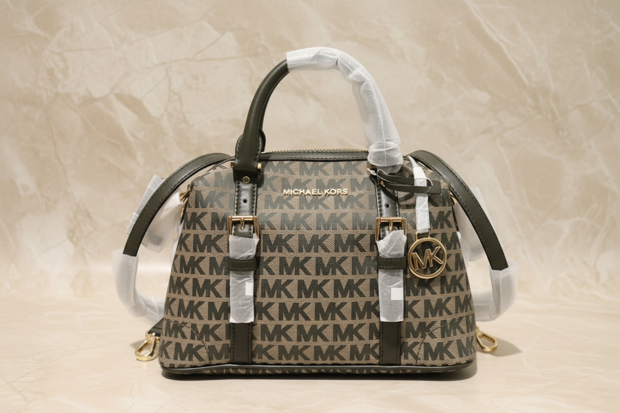 MICHAEL KORS GINGER SIGNATURE SMALL DUFFLE BAG - OLIVE GREEN