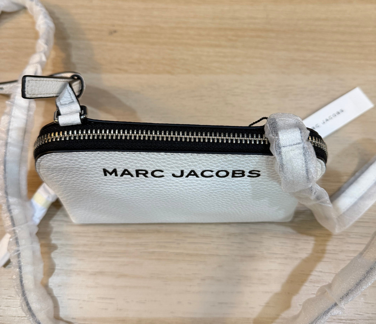 MARC JACOBS GRIND WHITE COTTON PEBBLE LEATHER MINI CROSSBODY/POUCH