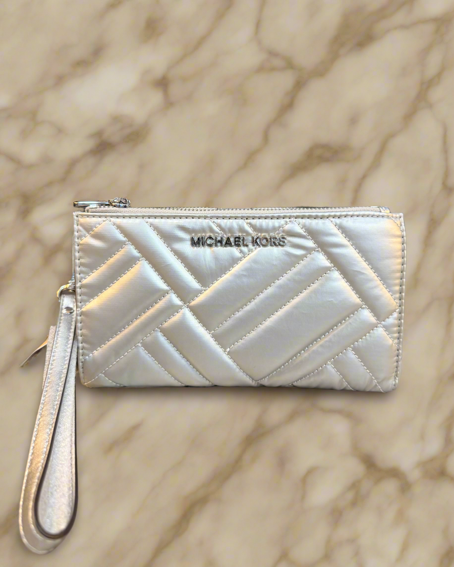 MICHAEL KORS LARGE DOUBLE ZIP BIFOLD MOBILE WRISTLET WALLET
