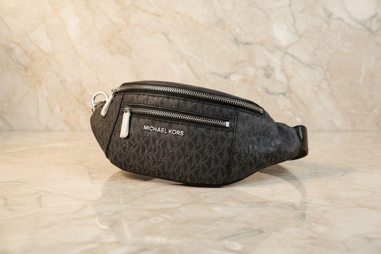 MICHAEL KORS MOTT WAISTPACK/BELTBAG ( RETAIL ITEM )