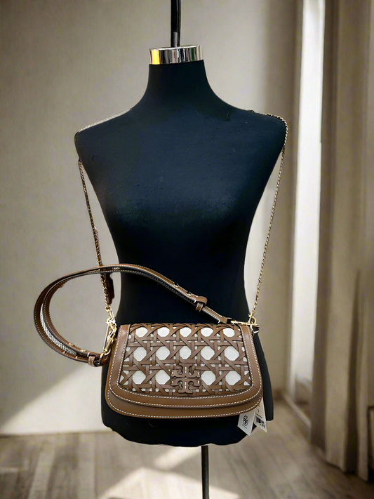 TORY BURCH BRITTEN  BASKET WEAVE CONVERTIBLE CRISSBODY/SHOULDER BAG - MOOSE COLOR