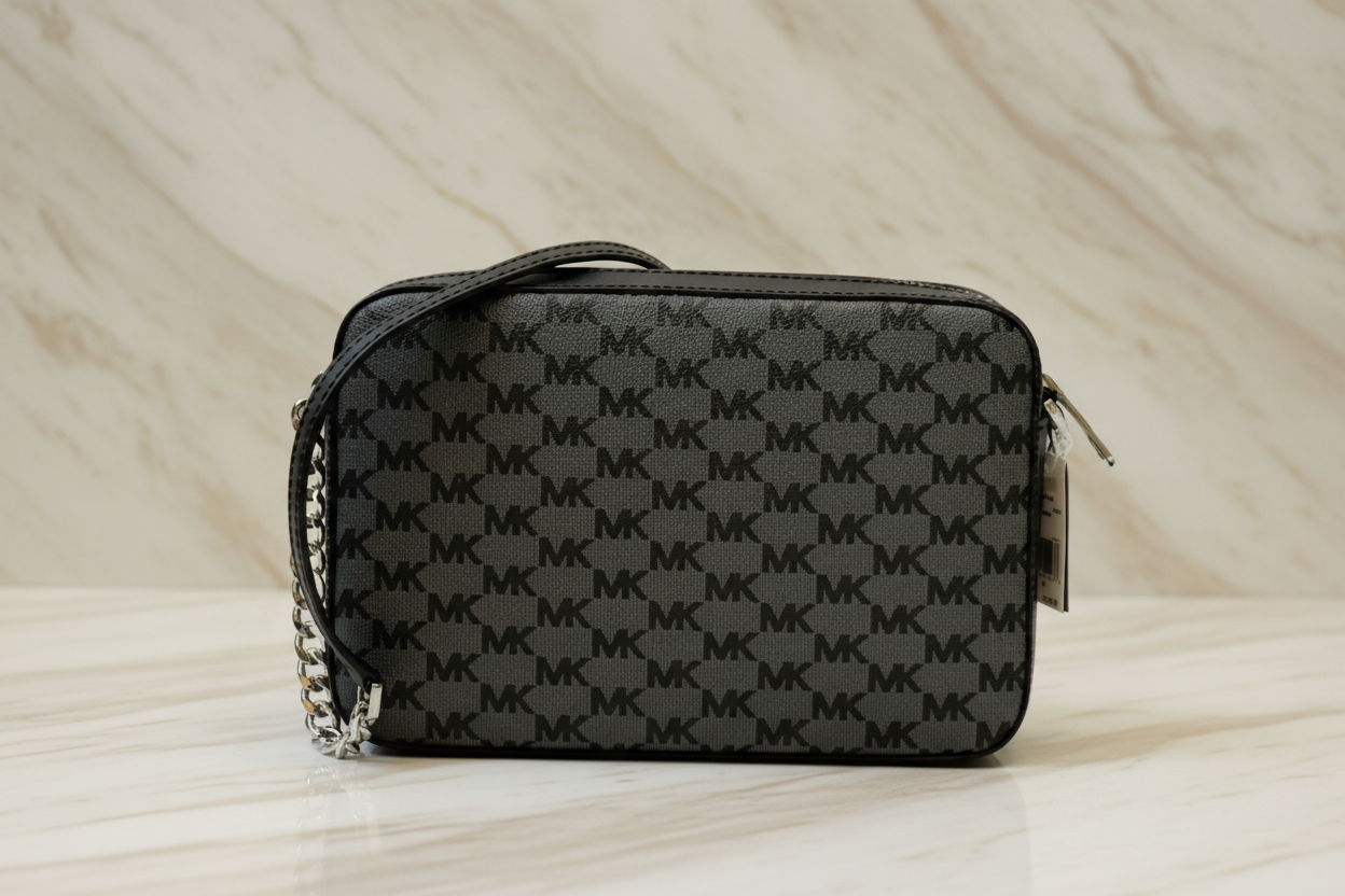 MICHAEL KORS EW JET SET CAMERA BAG MONOGRAM BLACK-GREY - PVC LEATHER ( BOUTIQUE STORE )
