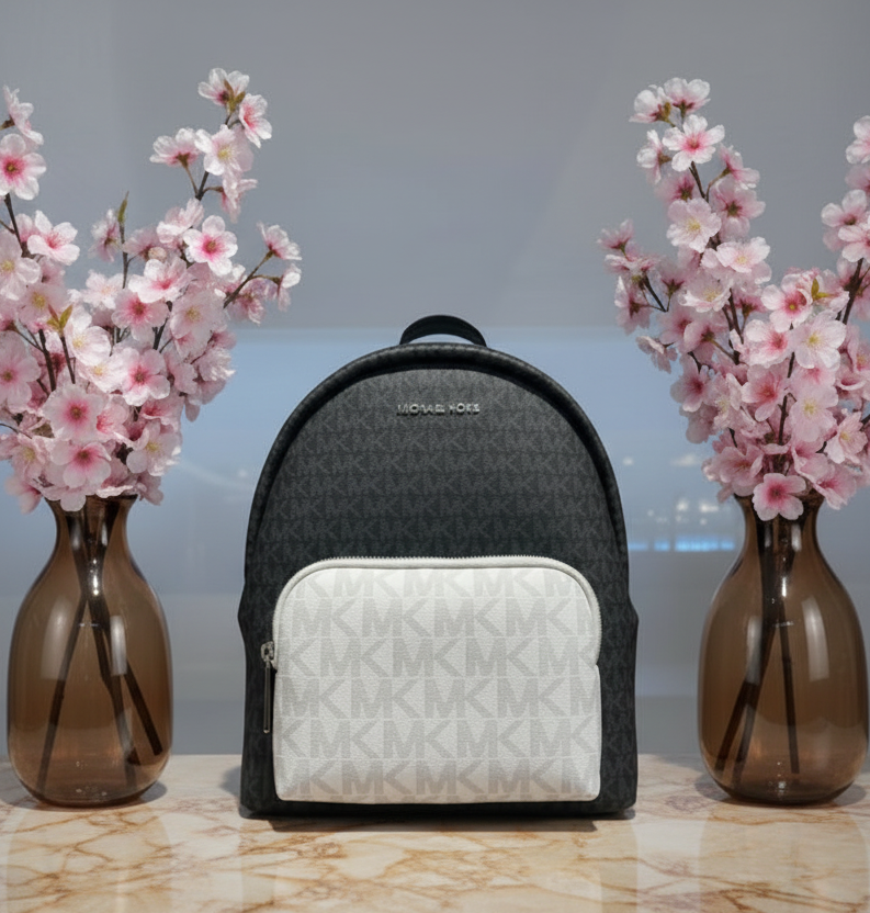 MICHAEL KORS MEDIUM ERIN BACKPACK SIGNATURE BLACK/WHITE