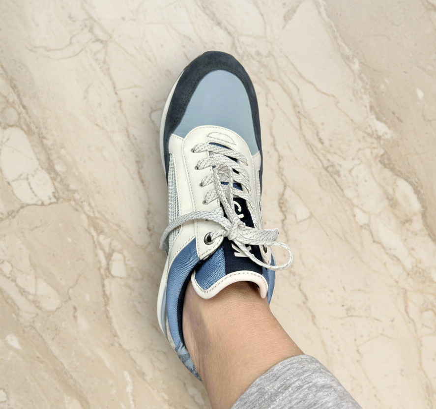 SALE ‼️‼️ MICHAEL KORS TRAINER SHOES - TINY FLAWS IN FRONT - NOT VISIBLE