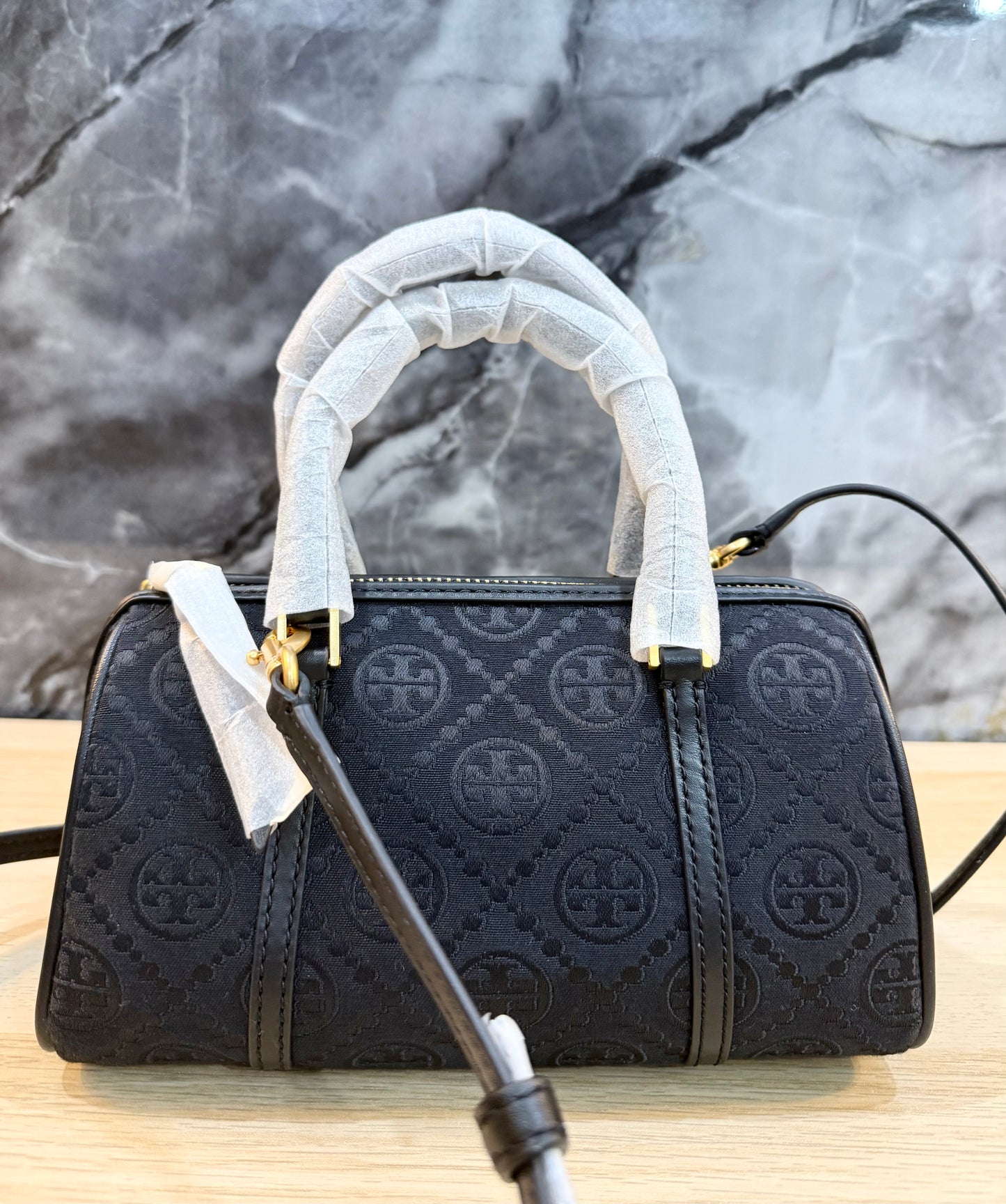 TORY BURCH PETITE JACQUARD T MONOGRAM BARREL - BLACK