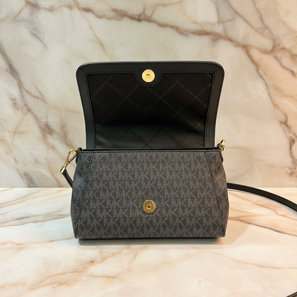 MICHAEL KORS LOGO FLAP CROSSBODY - MONOGRAM BLACK COLOR