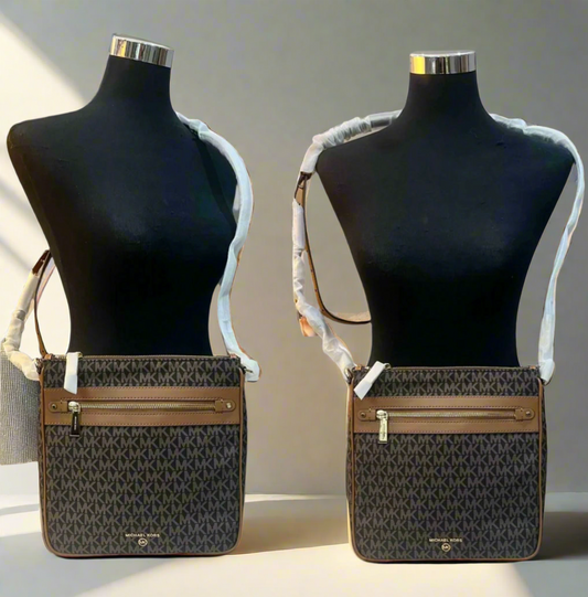 MICHAEL KORS CHARM NORTH/SOUTH CROSSBODY