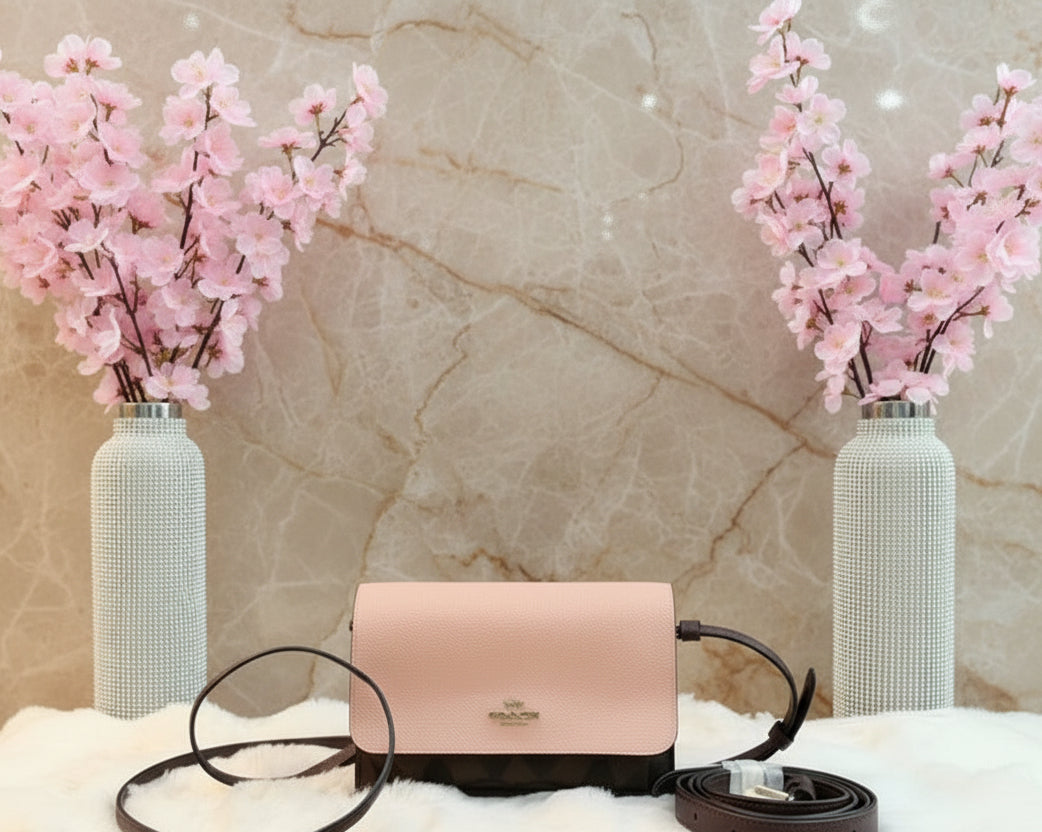 حقيبة كوتش قابلة للطي 3 في 1، حقيبة خصر/حقيبة كروس/حقيبة بودي - لون وردي فاتح، بنقشة جلد الثعبان المميزة