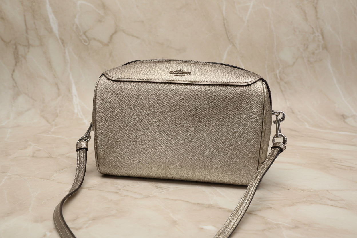 COACH BENETTE MICRO - PLATINUM GOLD