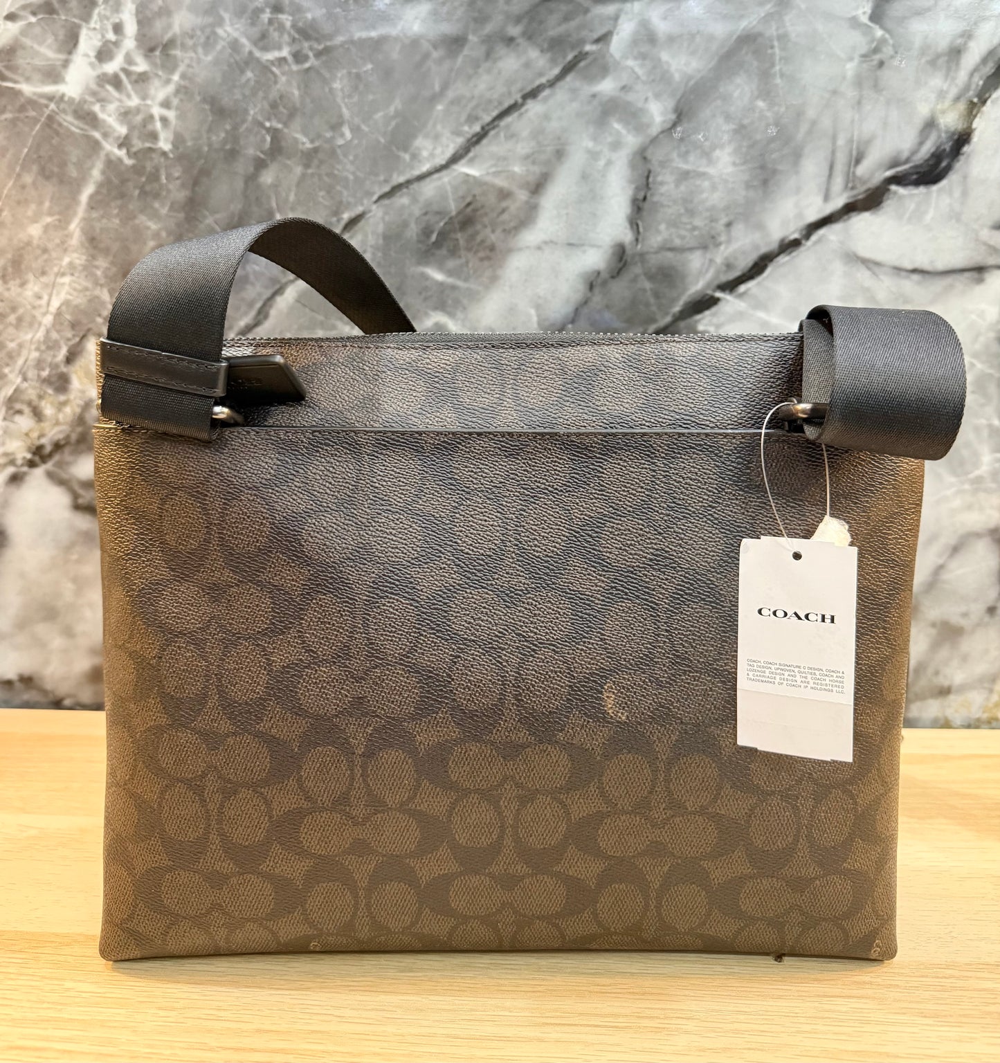 COACH DISCTRICT CROSSBODY BAG IN SIGNATURE CANVAS - MAHOGANY COLOR