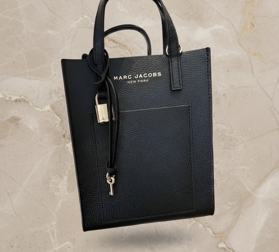 حقيبة مارك جاكوبس الصغيرة