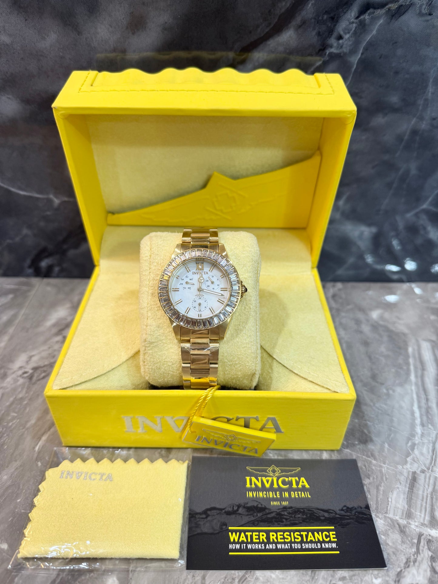 ساعة إنفيكتا أنجل النسائية - لون ذهبي