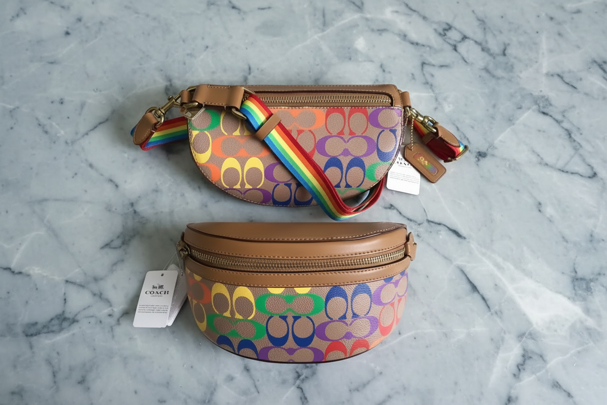 COACH BETHANY WAISTPACK/BELTBAG/BODYBAG - IN RAINBOW SIGNATURE - MISSING PRICE TAG