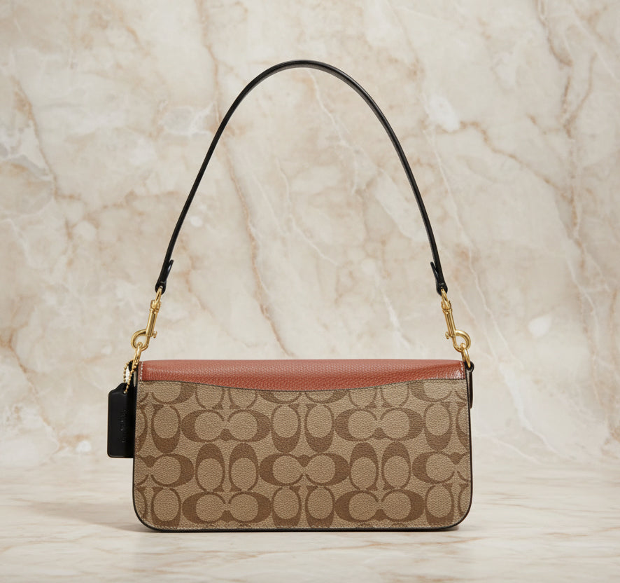 حقيبة كتف/حقيبة كروس بودي من كوتش مورغان بتصميم متعدد الألوان - كاكي متعدد