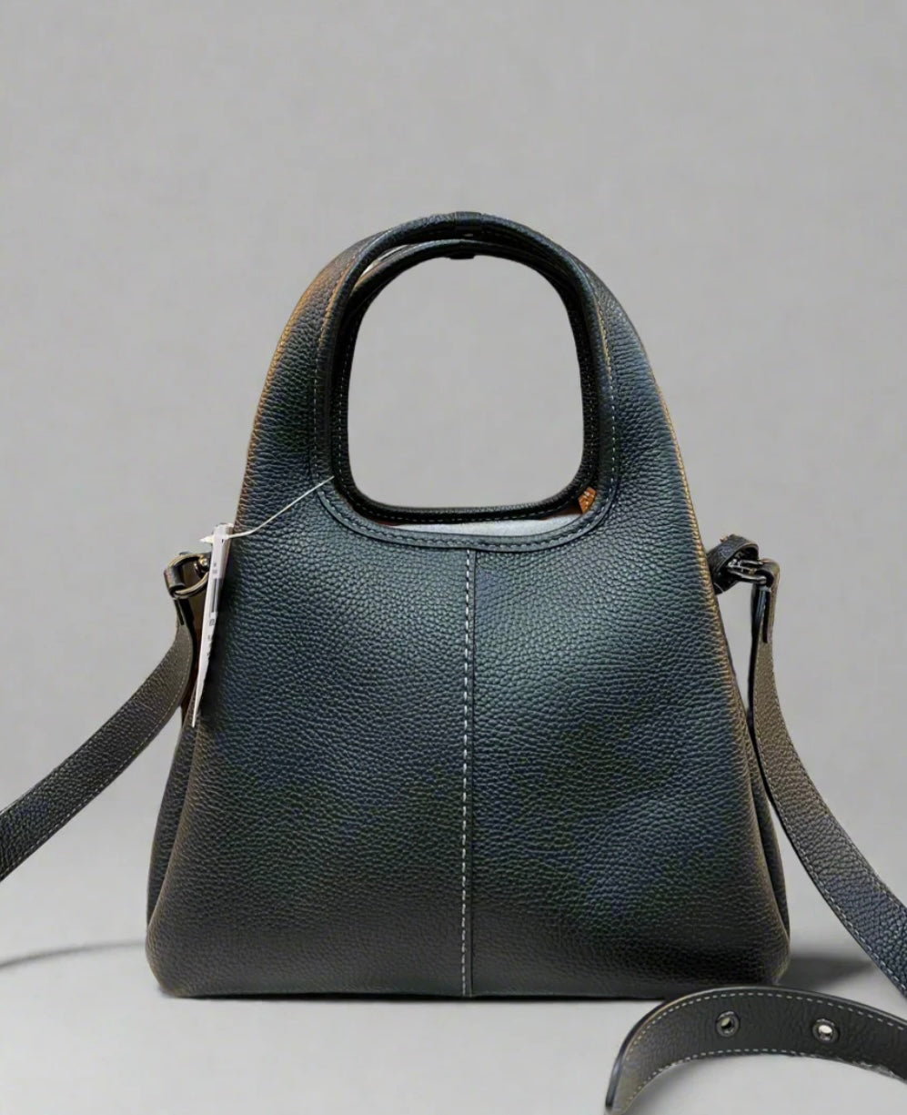 COACH LANA 23 LOGO PLAQUE - BLACK