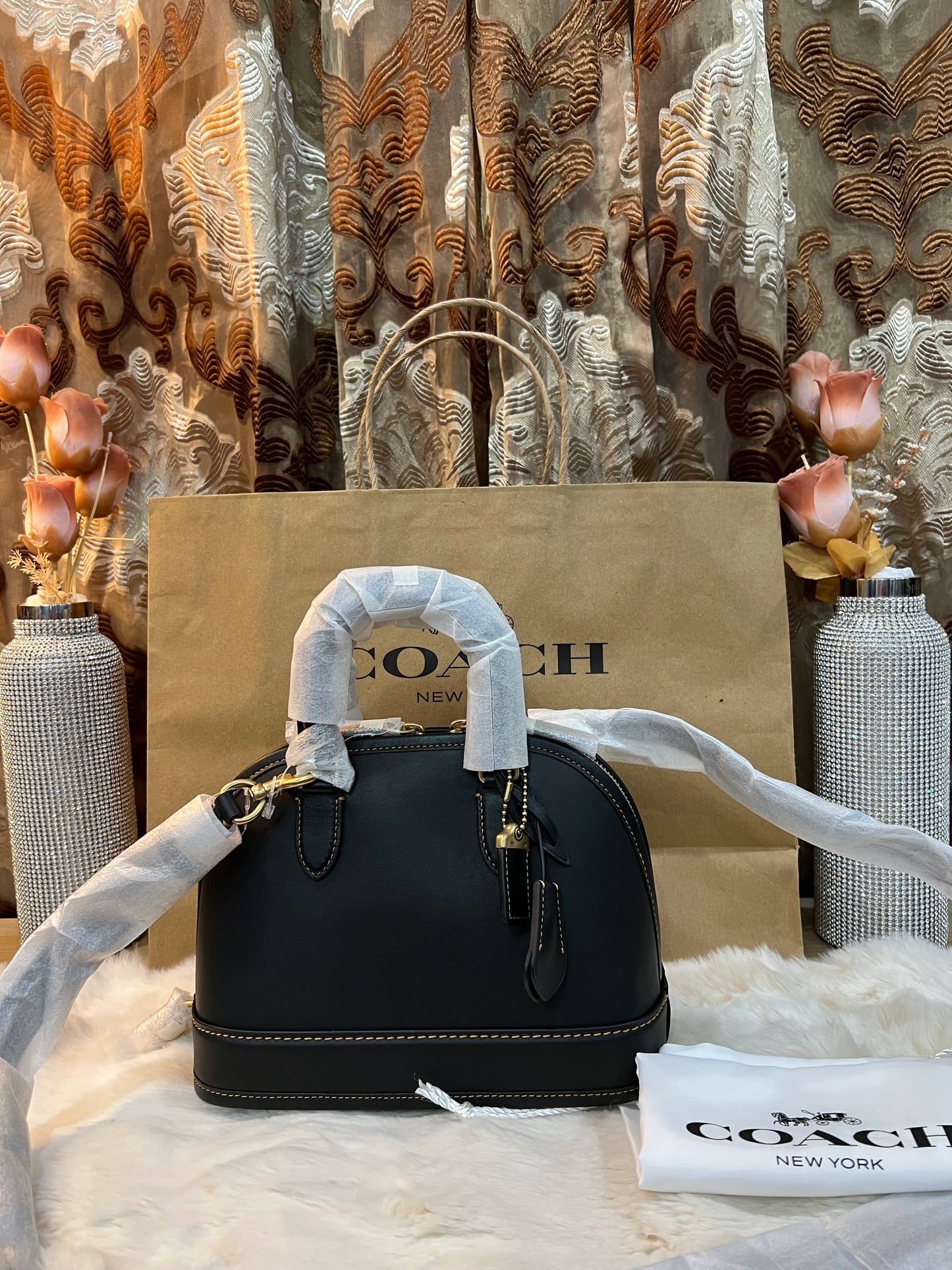 COACH REVEL 24 - GLOVETANNED LEATHER