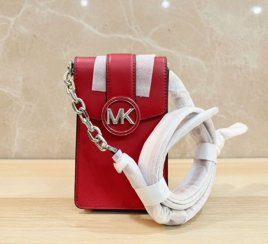 MICHAEL KORS CARMEN SMARTPHONE CROSSBODY - RED
