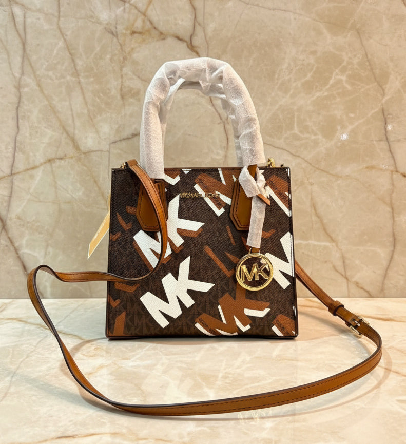 MICHAEL KORS MERCER MEDIUM MESSENGER BAG - LUGGAGE MULTI GRAPHIC LOGO