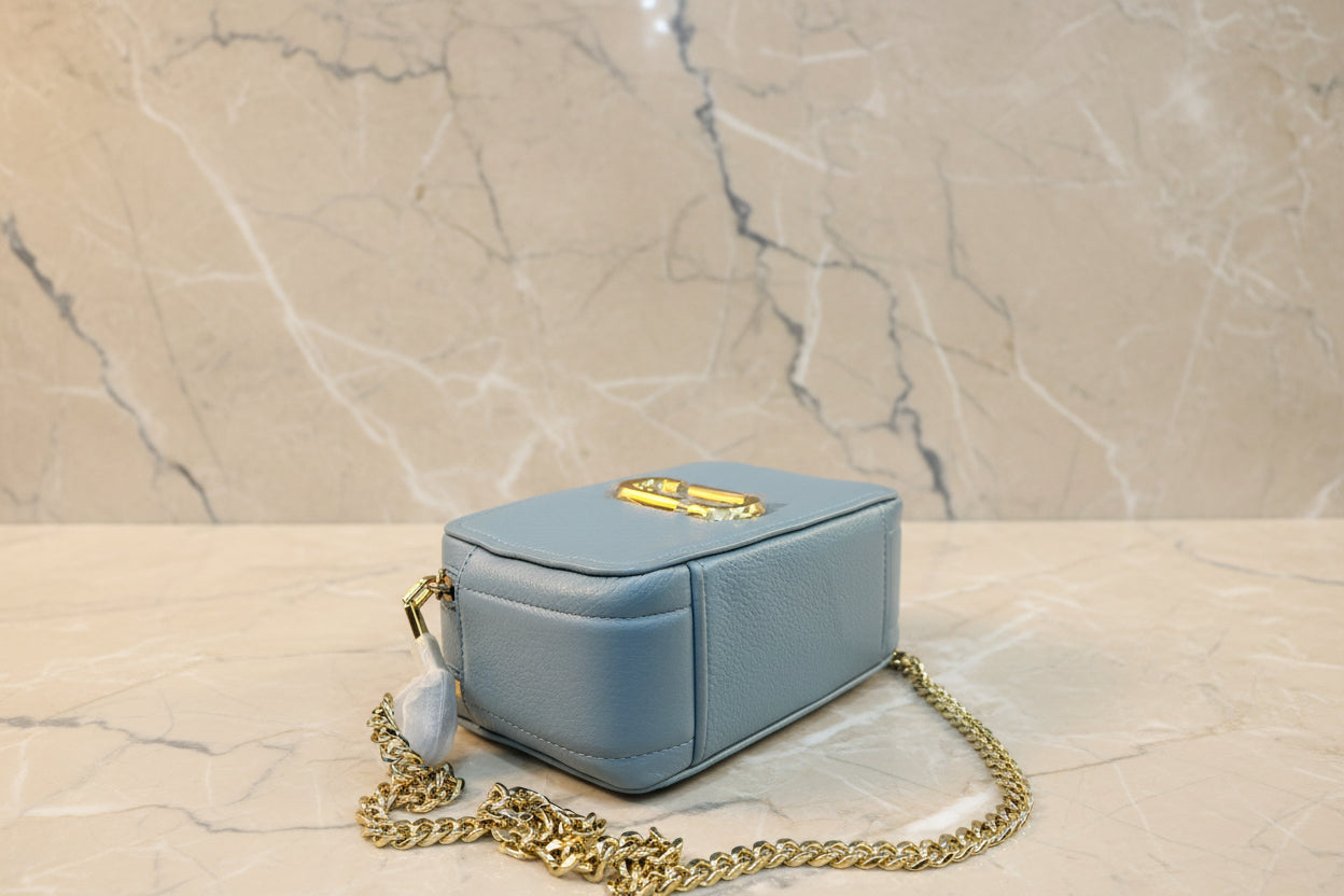 MARC JACOBS GLAM SHOT 21 PEBBLE CALF LEATHER - BLUE