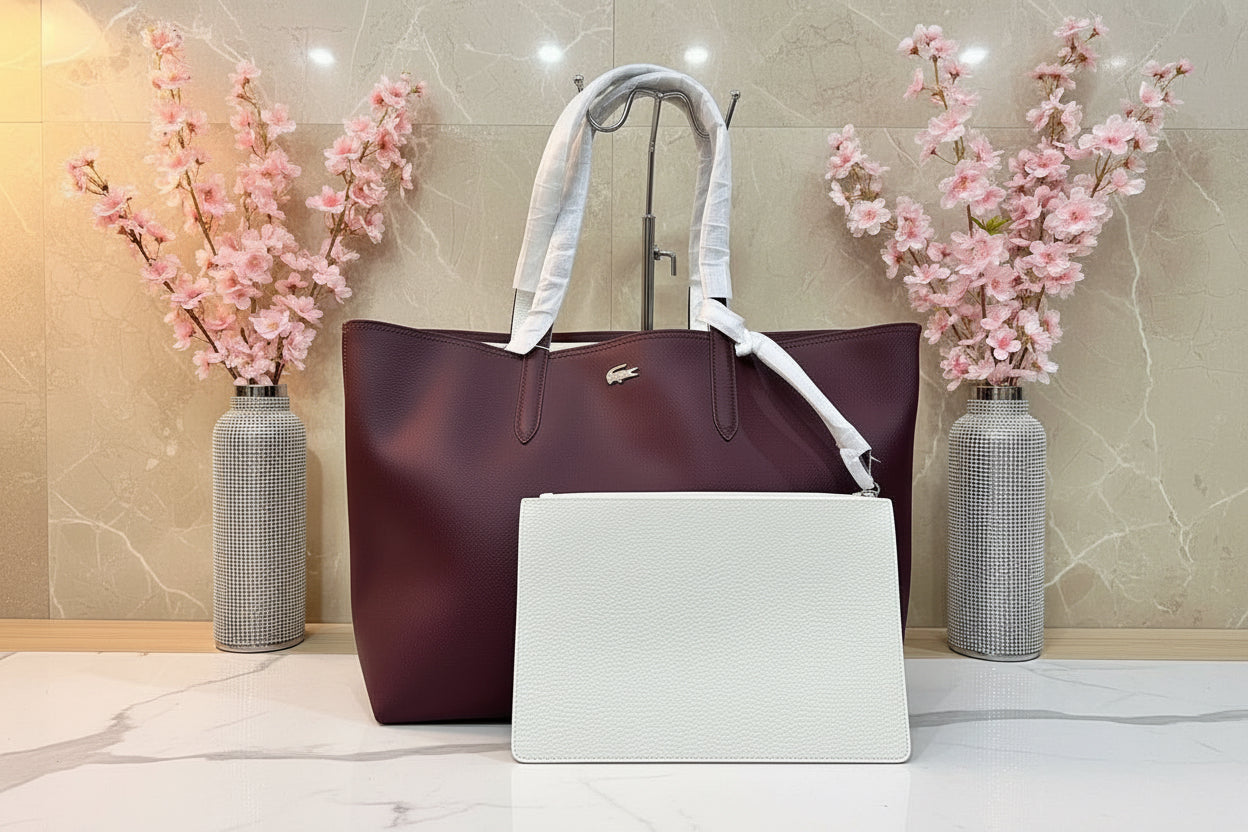 حقيبة لاكوست كبيرة مفتوحة مع جيب كبير - لون عنابي - قابلة للعكس