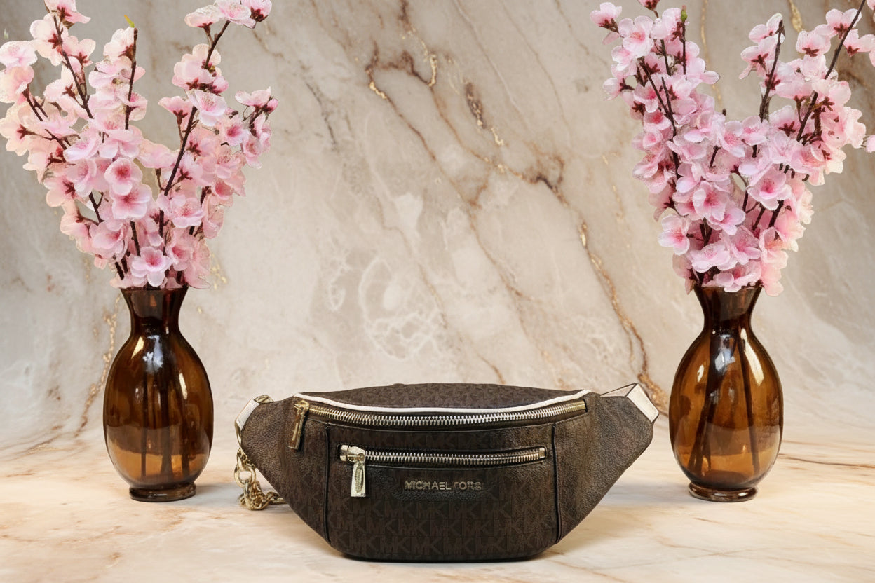 MICHAEL KORS MOTT BELTBAG/WAISTPACK ( RETAIL ITEM )