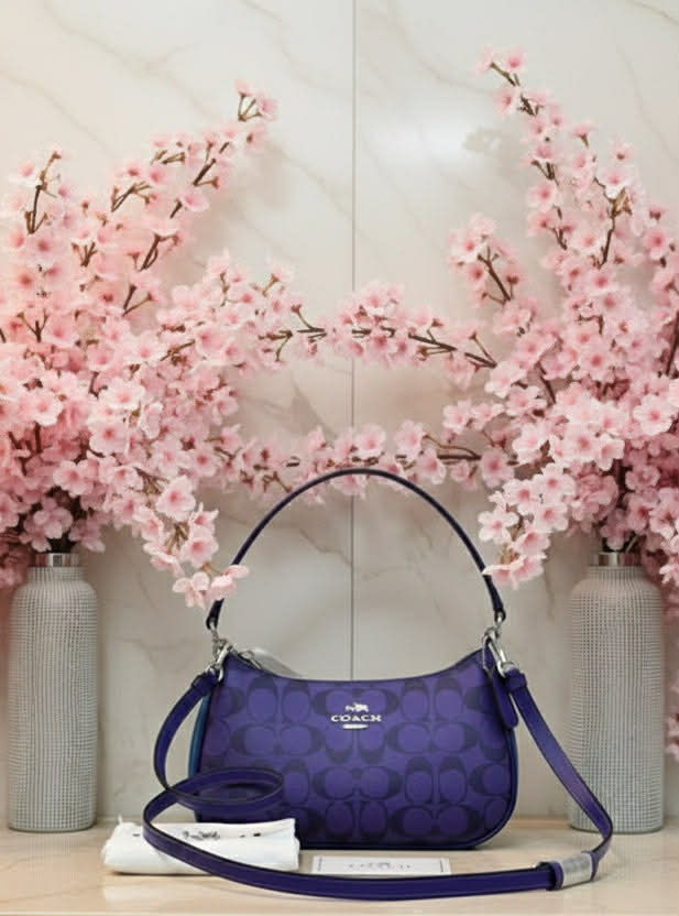 COACH TERI SHOULDER BAG/CROSSBODY BAG - IN SIGNATURE CANVAS PURPLE BLOCKED COLOR