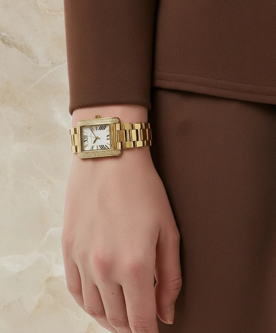 ساعة مايكل كورس إيمري ذهبية اللون - صغيرة مستطيلة