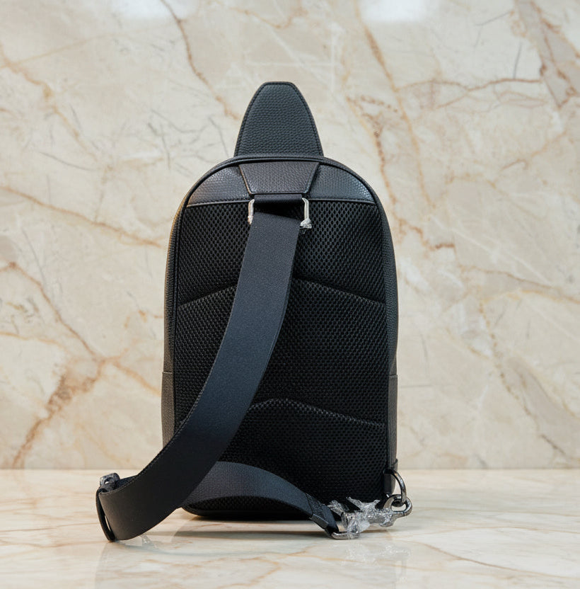 COACH WEST PACK REFINED PEBBLE LEATHER