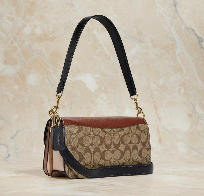 حقيبة كتف/حقيبة كروس بودي من كوتش مورغان بتصميم متعدد الألوان - كاكي متعدد