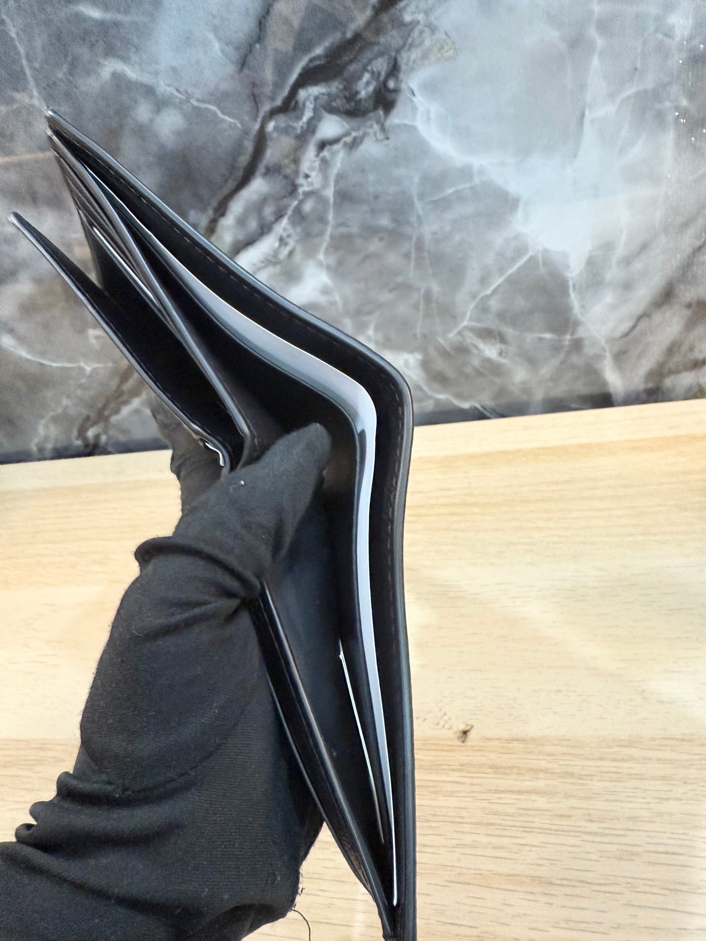 COACH MEN’S BIFOLD WALLET WITH INSERT - PLAIN BLACK