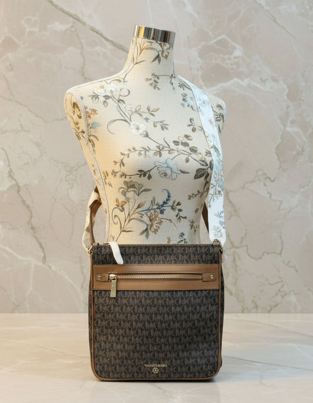 MICHAEL KORS CHARM NORTH/SOUTH CROSSBODY