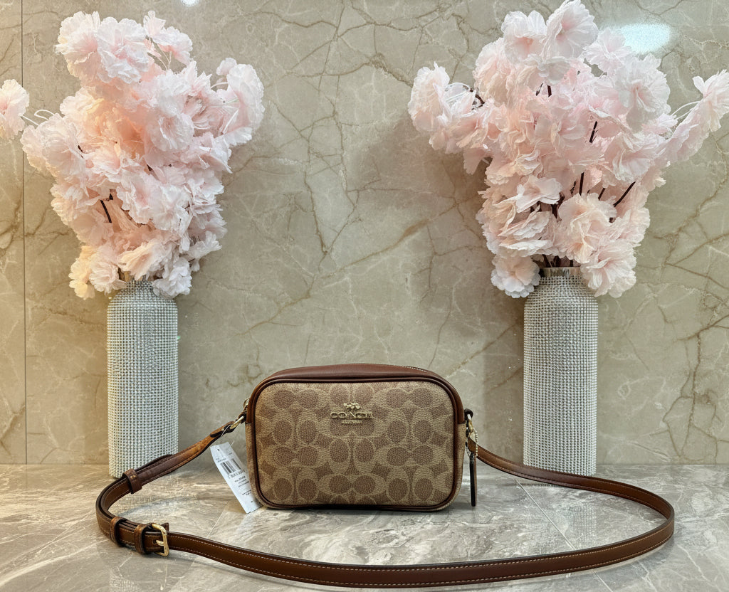 COACH MINI JAMIE - SALE‼️ WITH A TINY PEEL OFF IN FRONT - CAMERA BAG/CROSSBODY