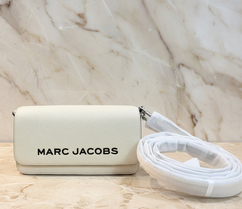 MARC JACOBS 3 IN 1 SHOULDER BAG/CROSSBODY/CLUTCH - MARSMALLOW COLOR