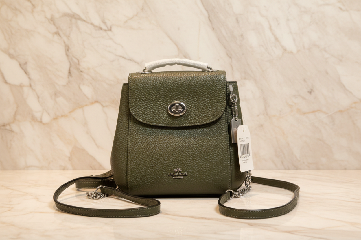 حقيبة ظهر صغيرة قابلة للتحويل من كوتش