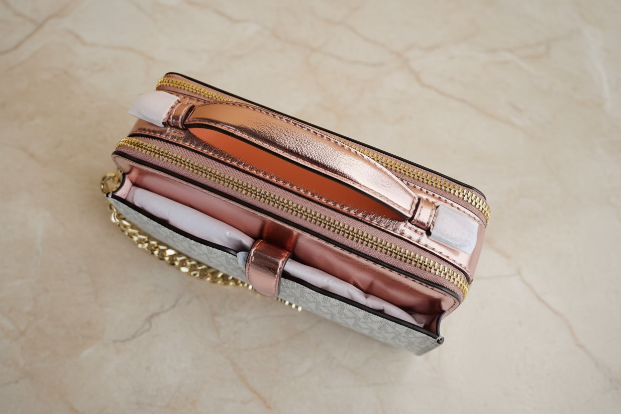 MICHAEL KORS SIGNATURE JET SET METALLIC PRIMEROSE DOUBLE ZIP SMARTPHONE CROSSBODY BAG