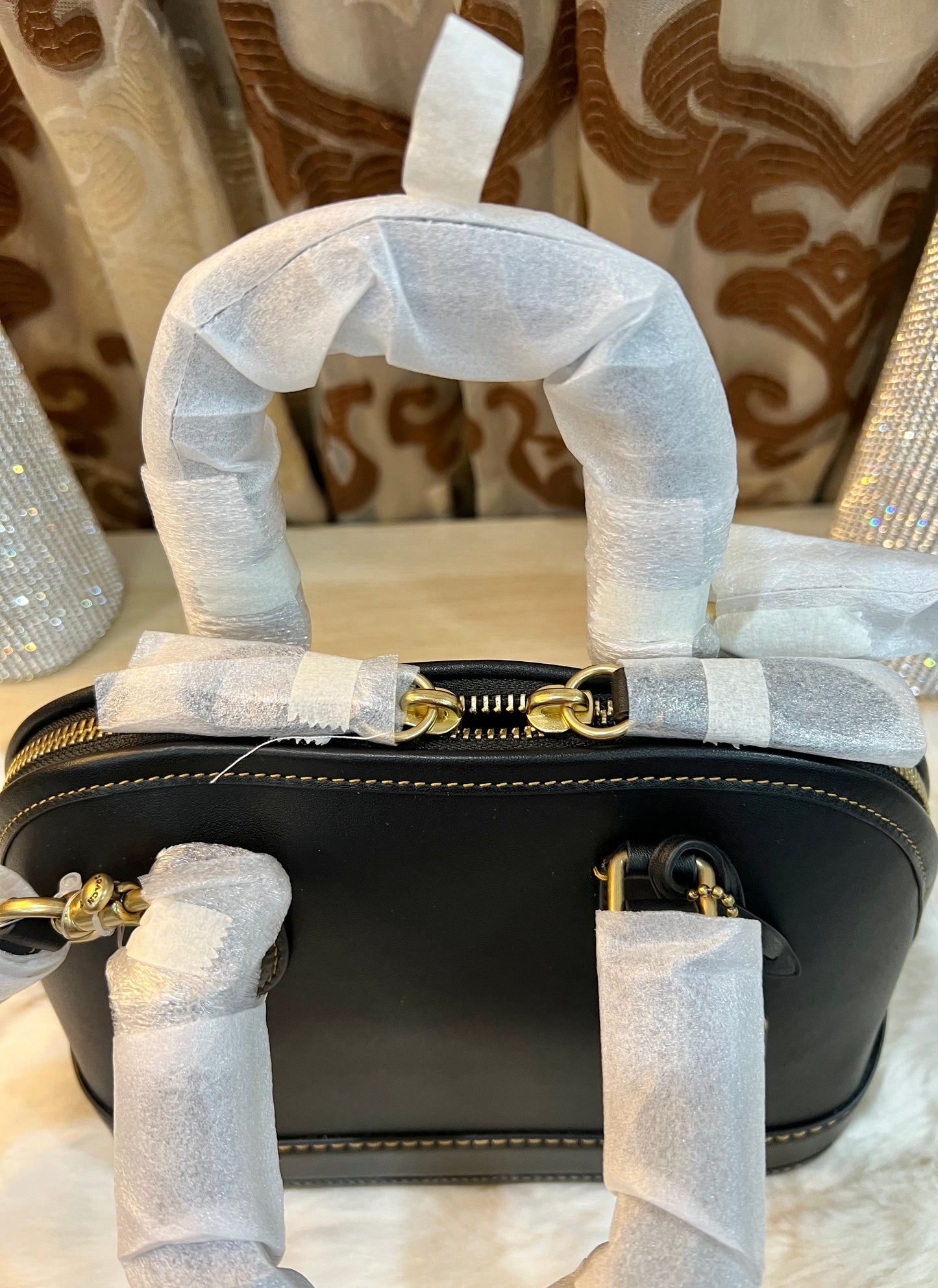 COACH REVEL 24 - GLOVETANNED LEATHER
