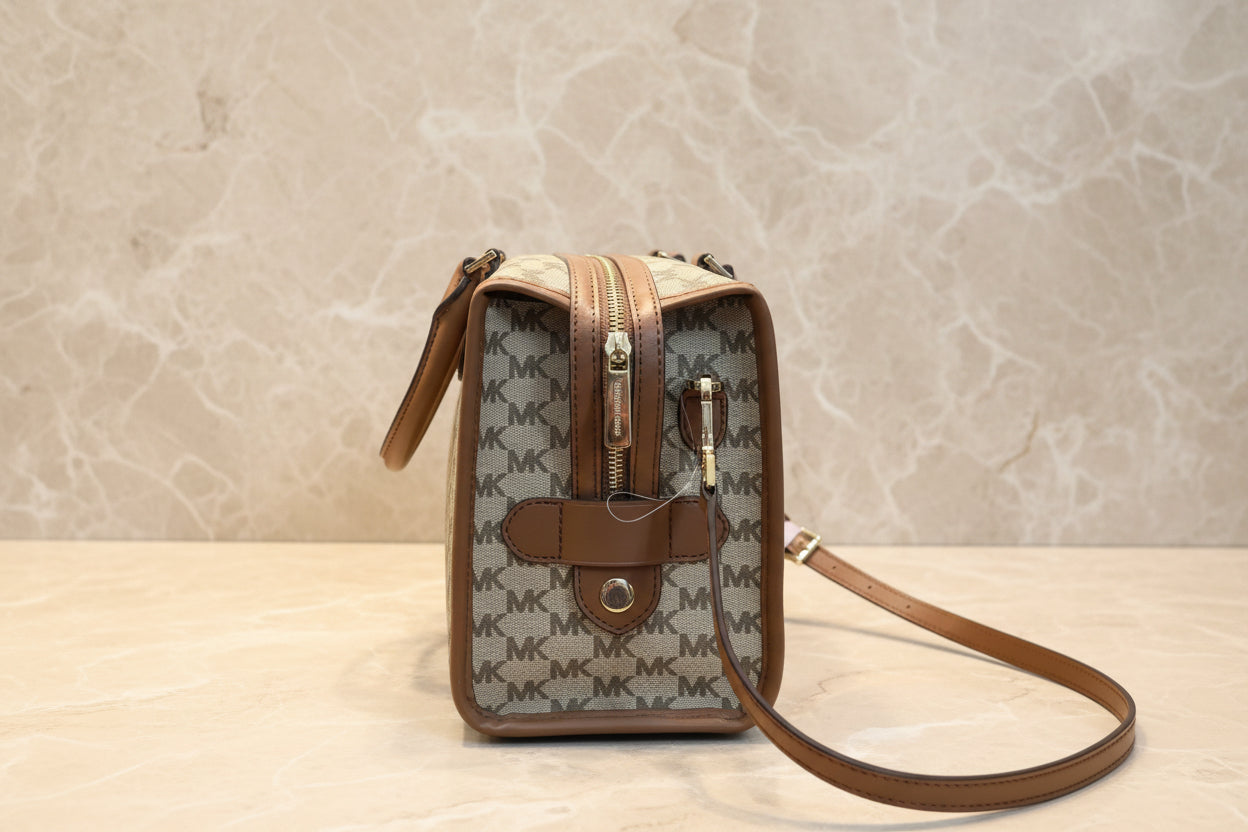MICHAEL KORS BUNDLE CONNIE DUFFLE LARGE IN SIGNATURE CANVAS LEATHER & LARGE ZIP POUCH