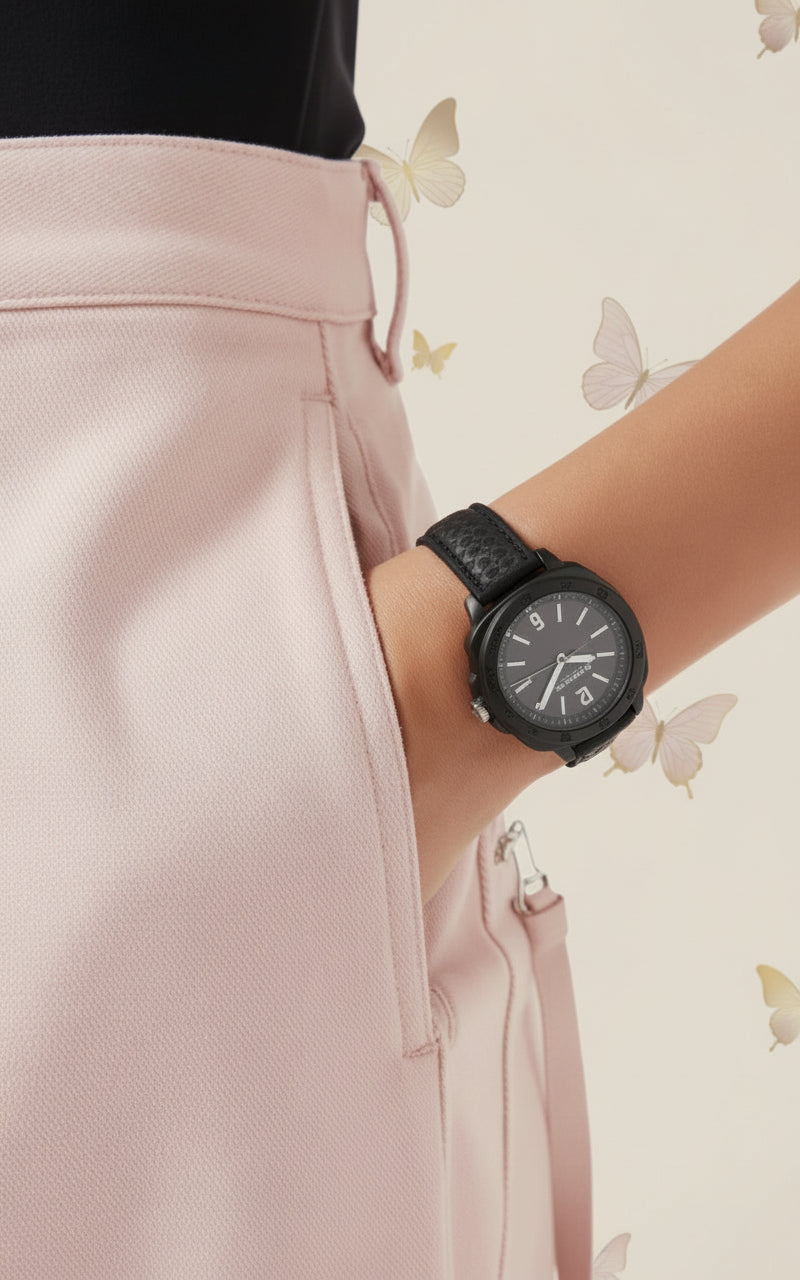 ساعة كوتش كيت التناظرية للنساء