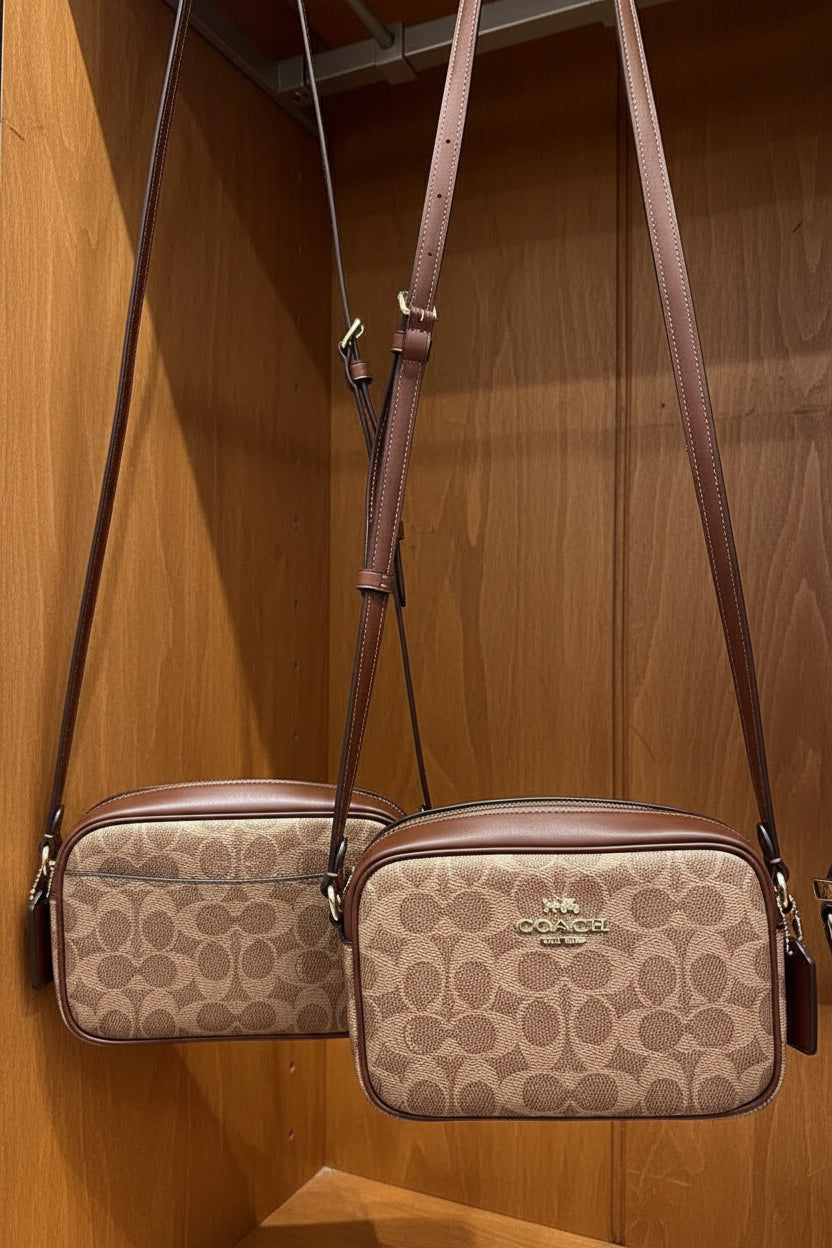COACH MINI JAMIE - SALE‼️ WITH A TINY PEEL OFF IN FRONT - CAMERA BAG/CROSSBODY