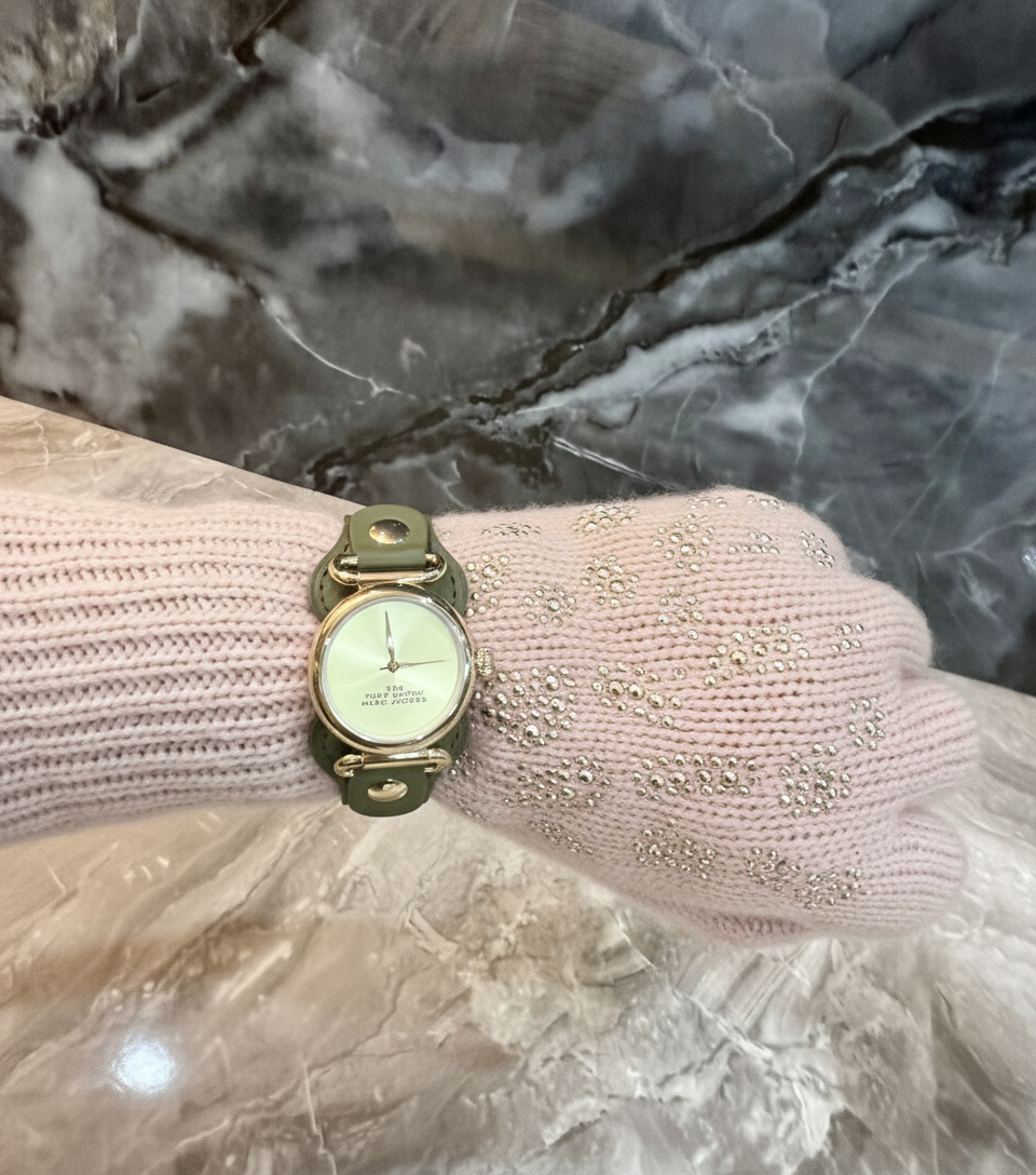 MARC JACOBS CUFF LEATHER WATCH