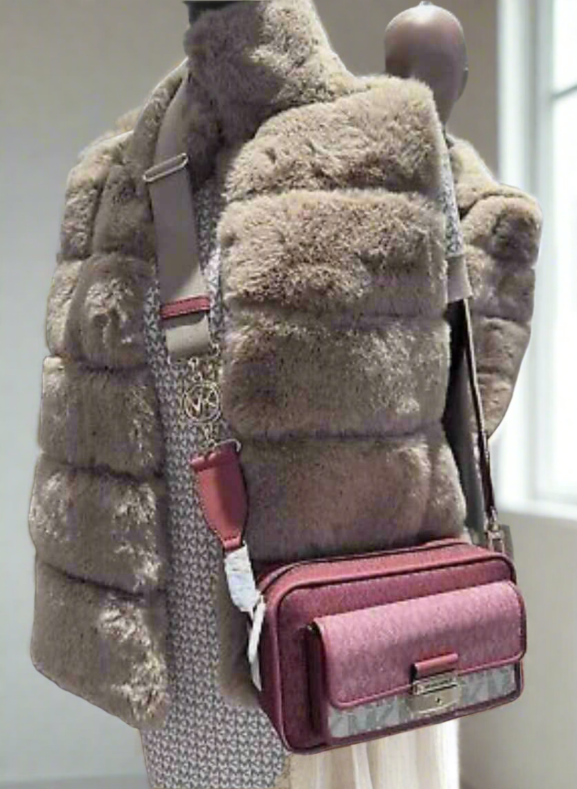 MICHAEL KORS SIGNATURE BRADSHAW POCKET CAMERA CROSSBODY BAG - CINNAMON MULTI ( BOUTIQUE STORE )