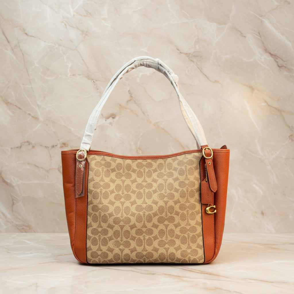 COACH ALANA ZIP TOTE IN SIGNATURE CANVAS - TAN RUST
