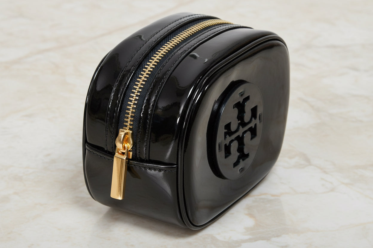 TORY BURCH SMALL ENAMEL COSMETIC POUCH