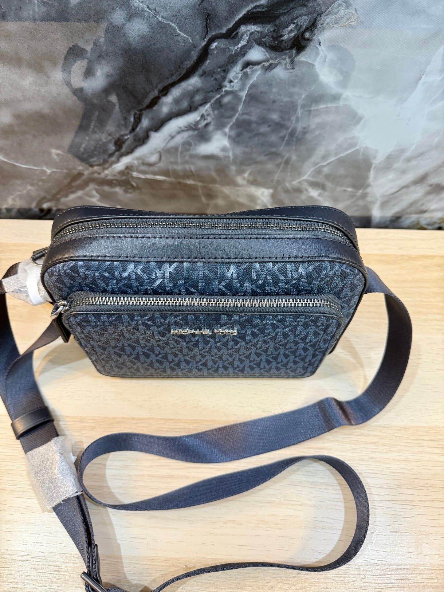 MICHAEL KORS COOPER CROSSBODY