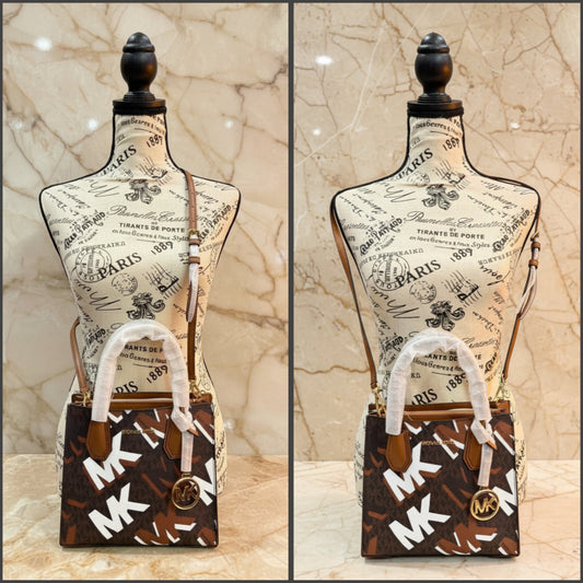 MICHAEL KORS MERCER MEDIUM MESSENGER BAG - LUGGAGE MULTI GRAPHIC LOGO