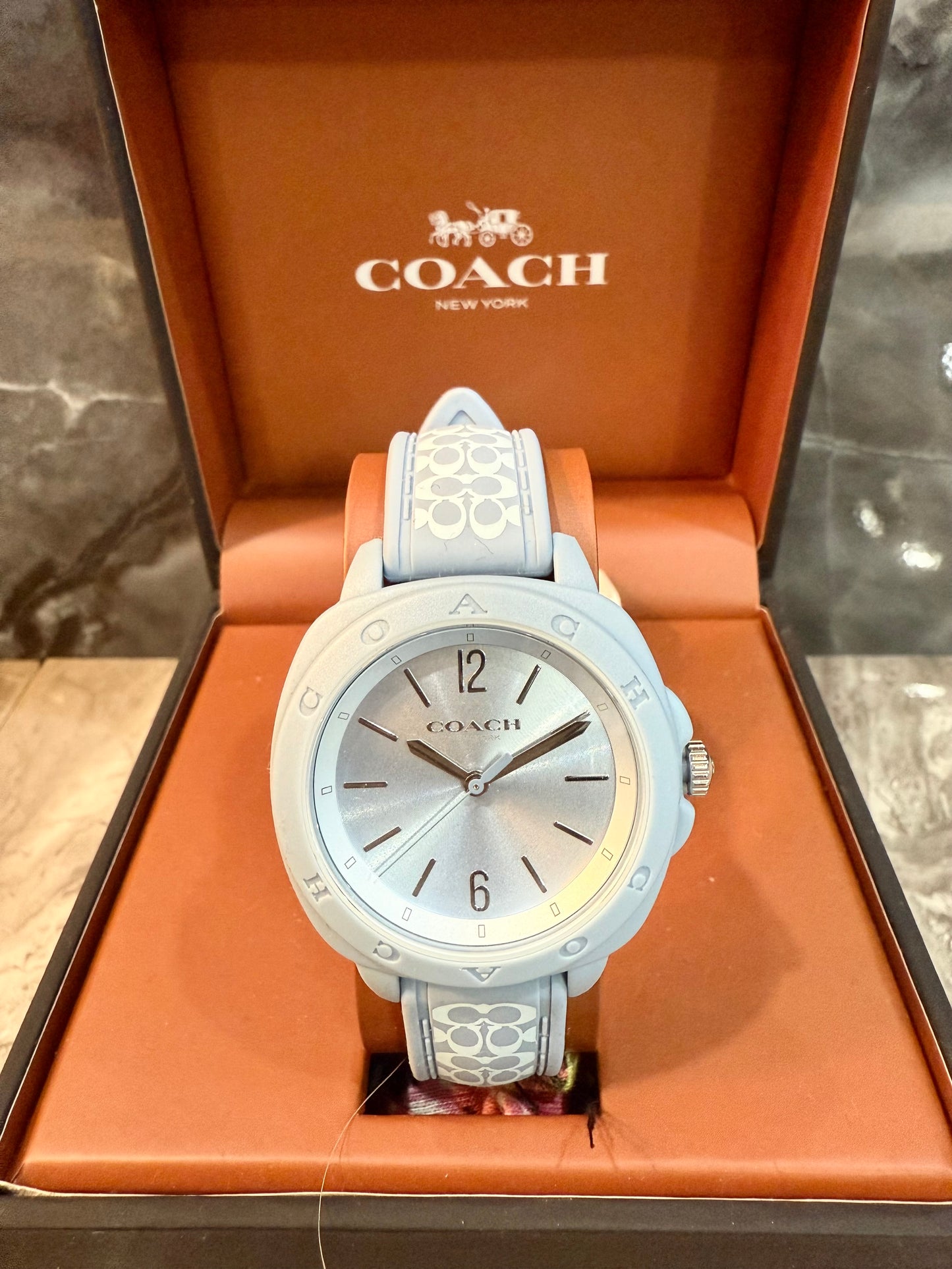 ساعة كوتش كيت النسائية