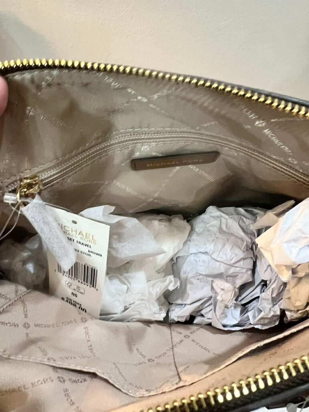 MICHAEL KORS CINDY DOME MEDIUM IN SIGNATURE LOGO BROWN