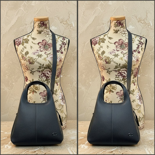 لوحة شعار كوتش لانا 23 - أسود