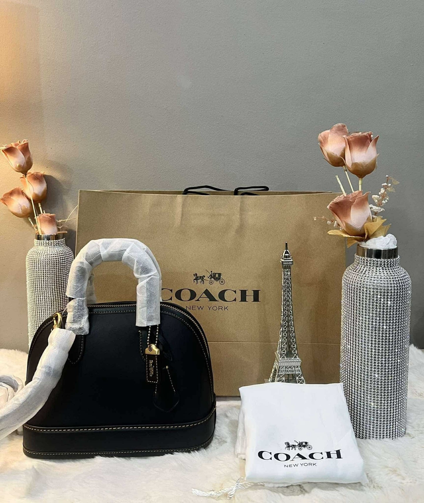 COACH REVEL 24 - GLOVETANNED LEATHER