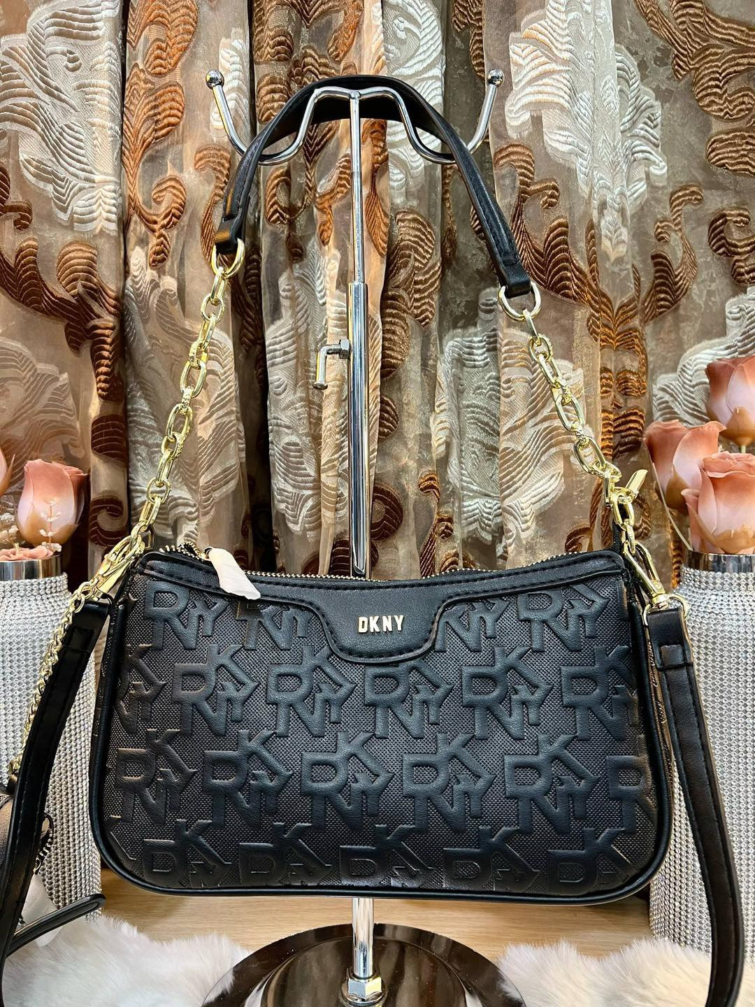 DKNY